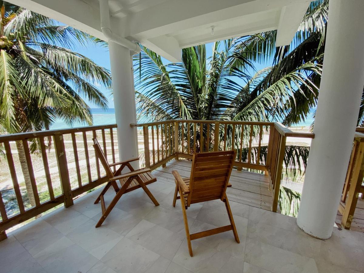 Coral Inn Thulusdhoo Exteriér fotografie