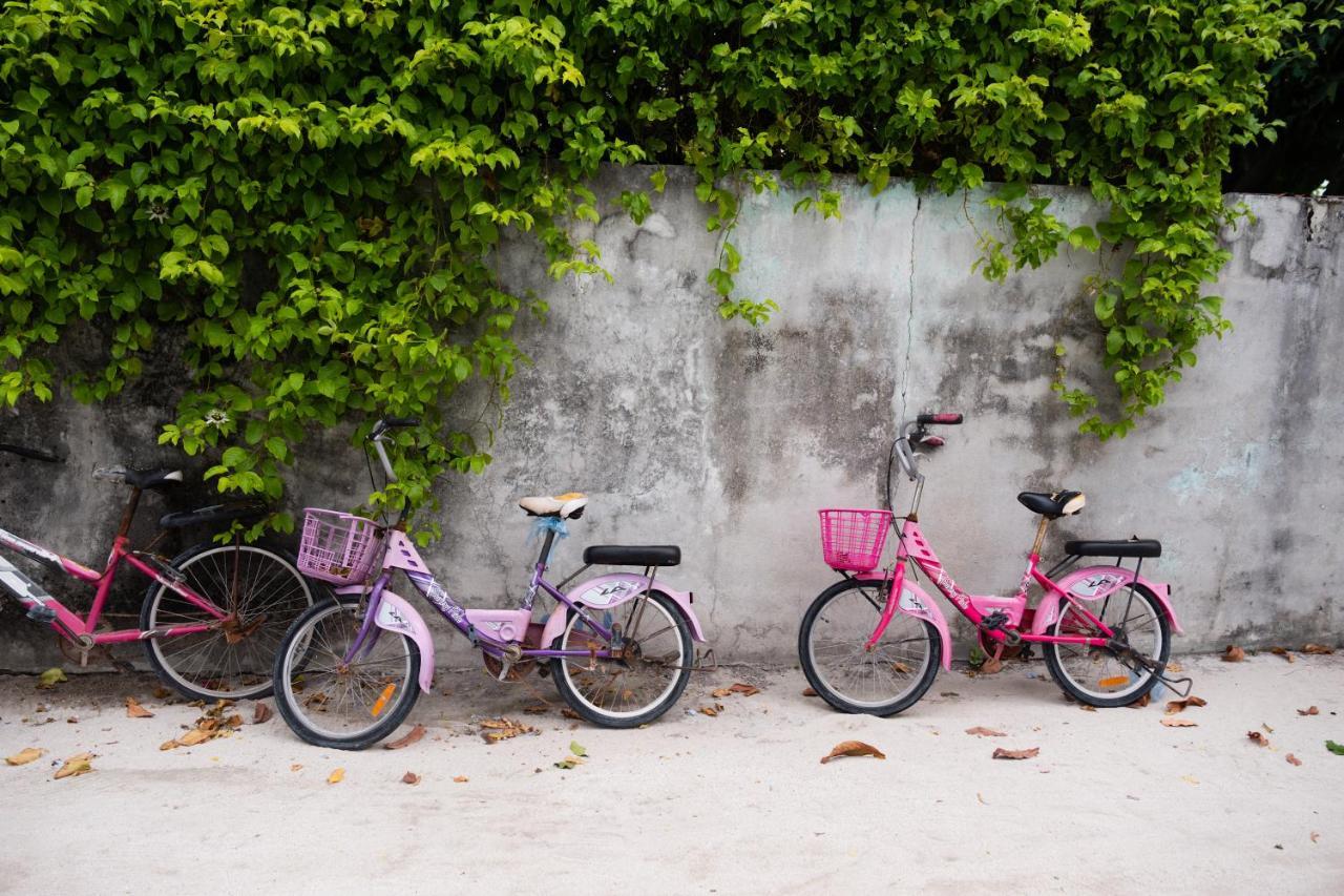 Coral Inn Thulusdhoo Exteriér fotografie