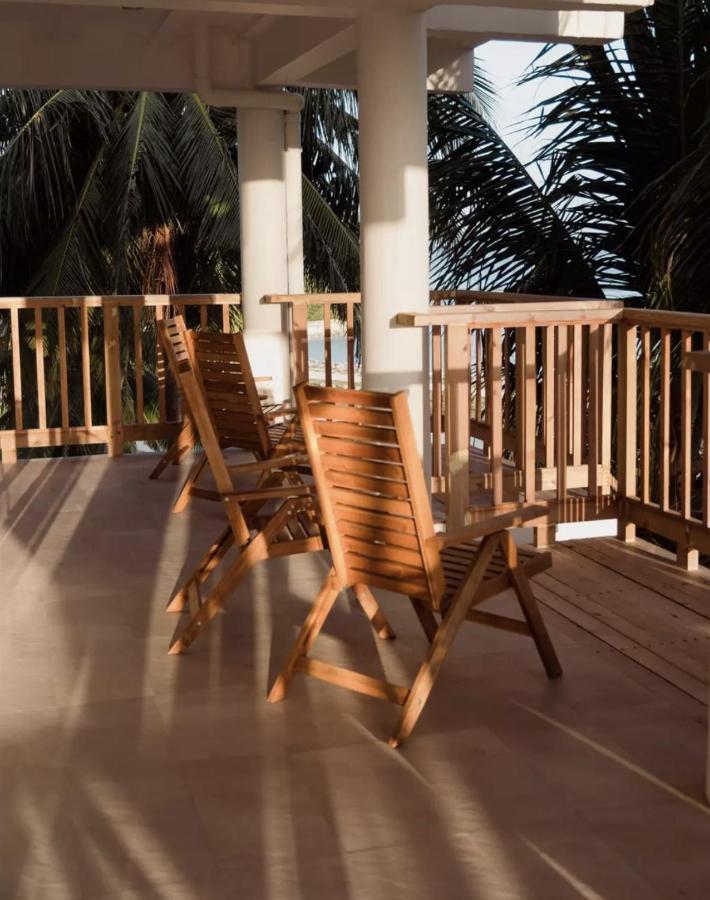 Coral Inn Thulusdhoo Exteriér fotografie