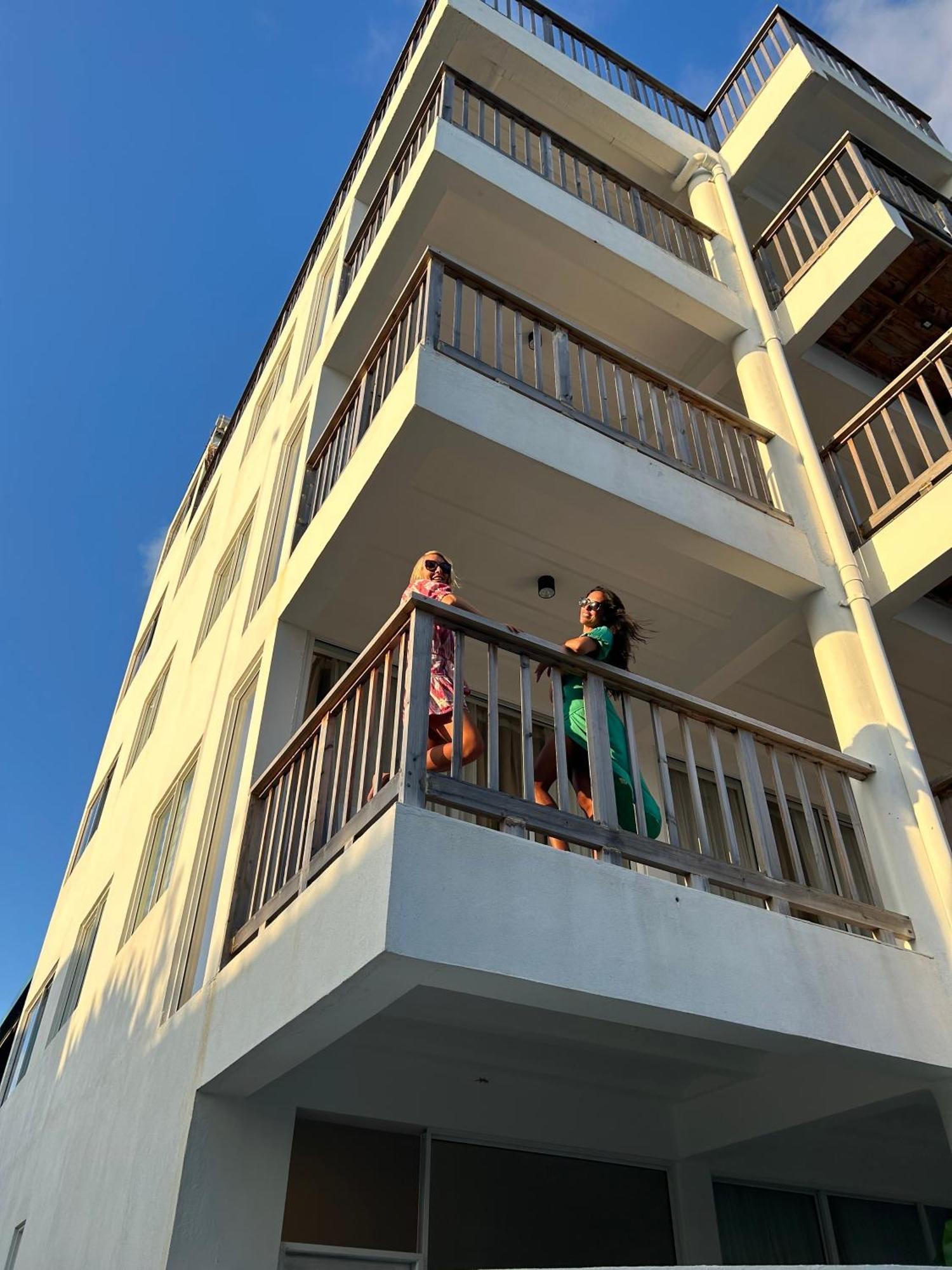 Coral Inn Thulusdhoo Exteriér fotografie